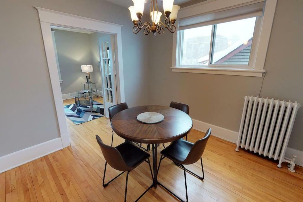 Appartement Bright, Clean, Private. In The Heart Of Downtown! Parking, Wi-Fi And Netflix Included à Ottawa Extérieur photo