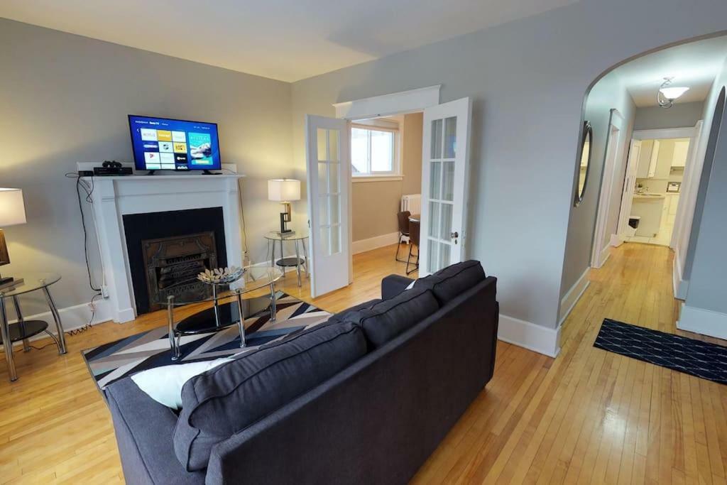 Appartement Bright, Clean, Private. In The Heart Of Downtown! Parking, Wi-Fi And Netflix Included à Ottawa Extérieur photo